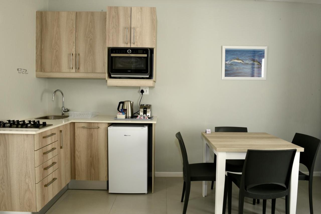 Kleinmond Lodge Екстериор снимка