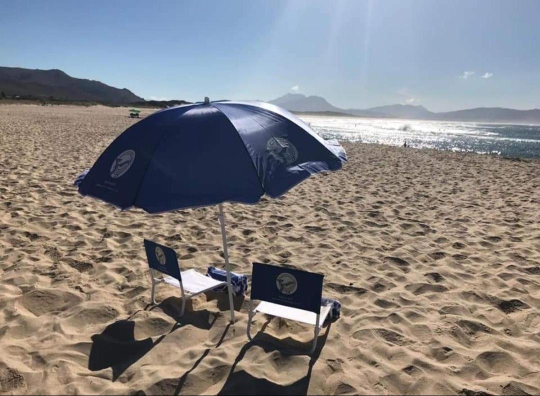 Kleinmond Lodge Екстериор снимка
